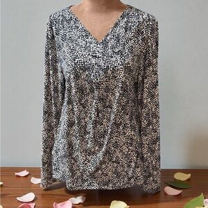 Ann Taylor Black and White Patterned Blouse